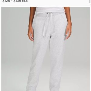 LuluLemon Scuba Jogger - dark heather grey